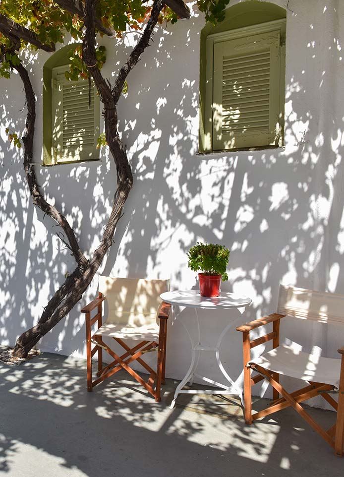 Ιδιωτική βεράντα για χαλάρωση στα Giannakas Studios
